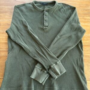 Banana Republic Men's Green Waffle Knit Shirt